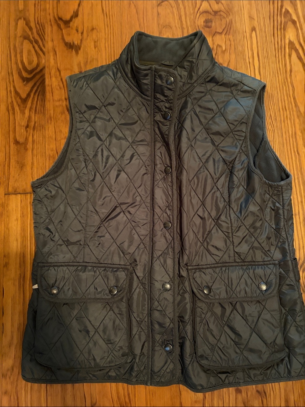 Eddie Bauer Quilted Puffer Vest in Army Green
